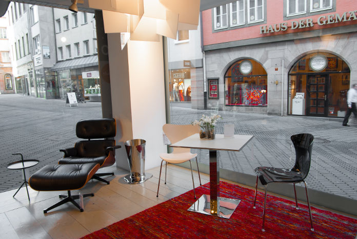 Nuernberg-Lounge-Chair.jpg