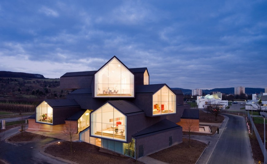 Vitra-Schaudepot-Vitra-Haus.jpg